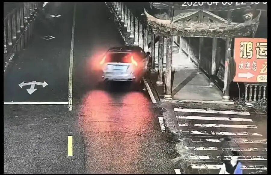 赛事知识挑战-车坠河5人死亡真相曝光：新手女司机&amp;quot;赶鸭子上架&amp;quot;，丈夫问题更大
